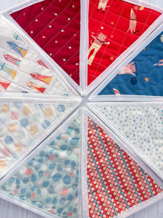 Purr Parade DIY Triangle Bunting Tutorial