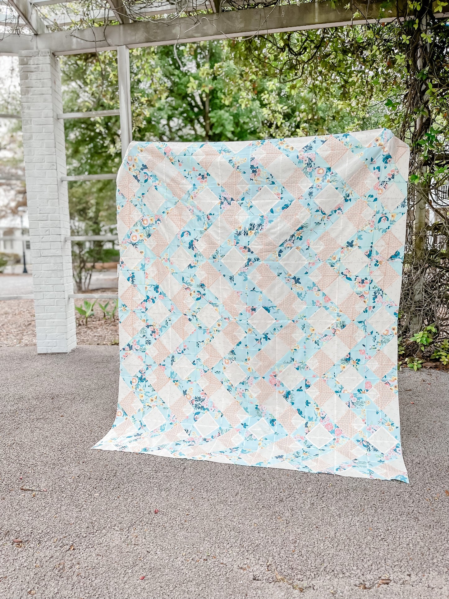 PDF Azalea Bay Quilt Pattern