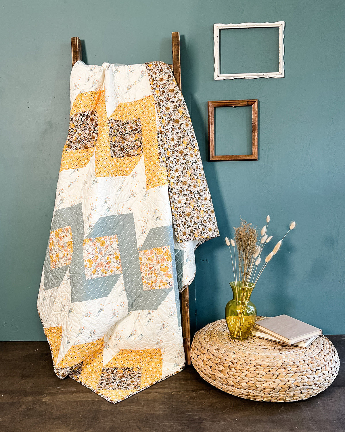 Daisie Chains Quilt Pattern - Digital PDF Download